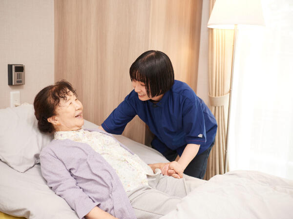 介護付有料老人ホーム チャームスイート神戸北野（常勤）の介護福祉士求人の写真