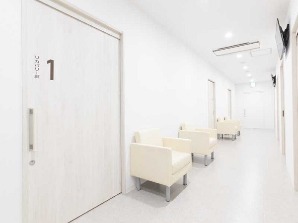 京都駅まつたに乳腺・形成外科クリニックアルバム写真2