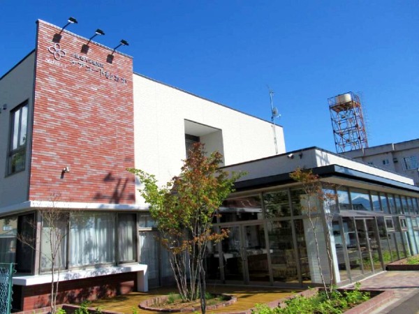 医療法人青樹会 介護老人保健施設ケアコートもりおかの写真