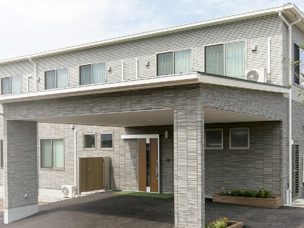 株式会社おがた企画 住宅型有料老人ホーム 特別介護ホーム高平台の写真