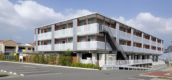 社会福祉法人和泉福祉会ファミーユ地域密着型介護福祉施設の写真