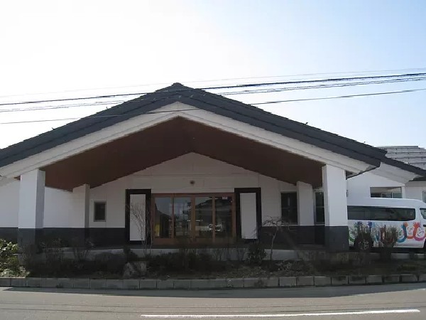 社会福祉法人六縁会 特別養護老人ホームひまわり苑の写真