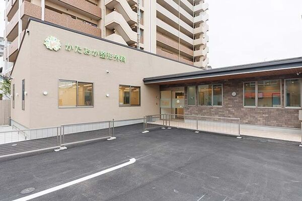 かたおか整形外科手の外科クリニックの写真