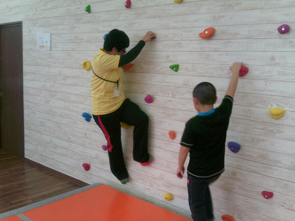 一般社団法人医療介護ケア協会　らいおんハート遊びリテーション児童デイらぷあ淵野辺の写真