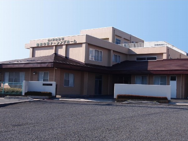 社会福祉法人 久喜同仁会 介護老人保健施設 鶴寿の里ナーシングホームの写真