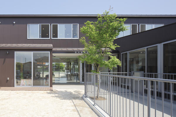 社会福祉法人藍青会 西大宮青藍保育園の写真