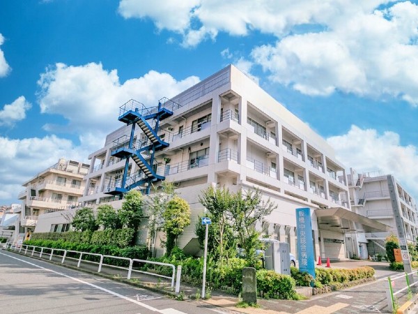 医療法人財団明理会 介護老人保健施設仙台青葉ロイヤルケアセンターの写真