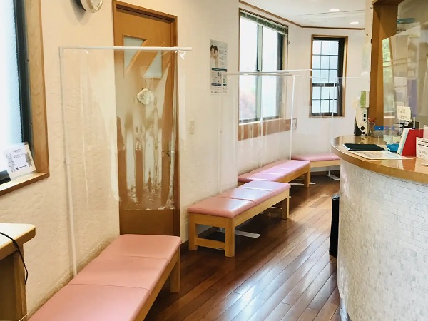 かい小児科・内科・耳鼻咽喉科医院の写真