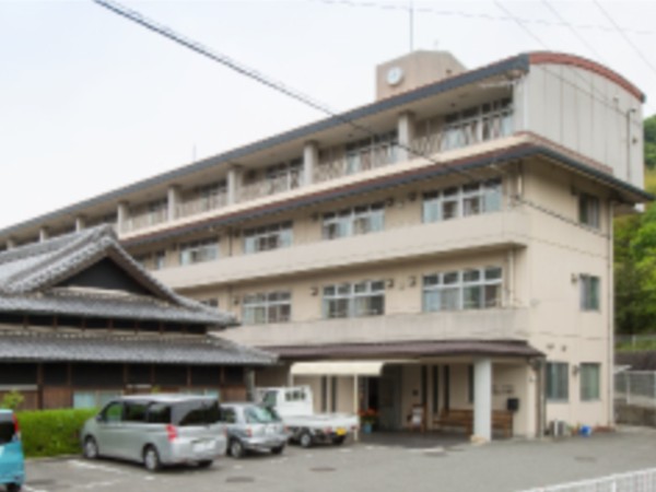 医療法人天竹会 介護老人保健施設天寿苑の写真