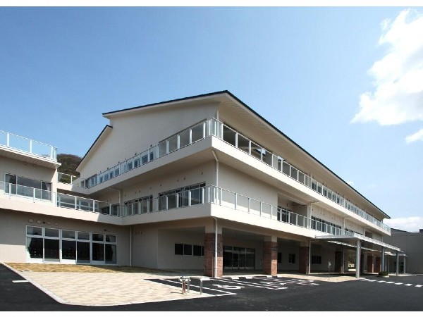 公益社団法人地域医療振興協会 介護老人保健施設あやがわの写真