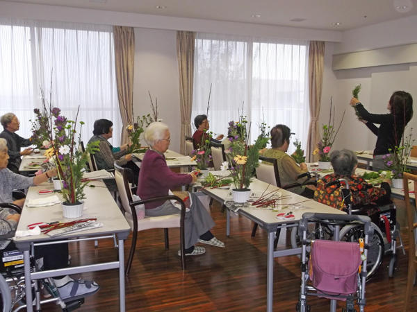 介護付き有料老人ホーム コンフォルト朝霞の介護福祉士求人サブ写真1