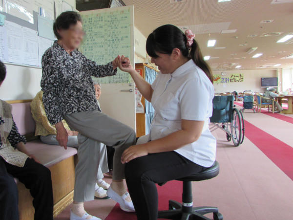 介護老人保健施設ハートビレッジ(常勤)の理学療法士求人サブ写真2