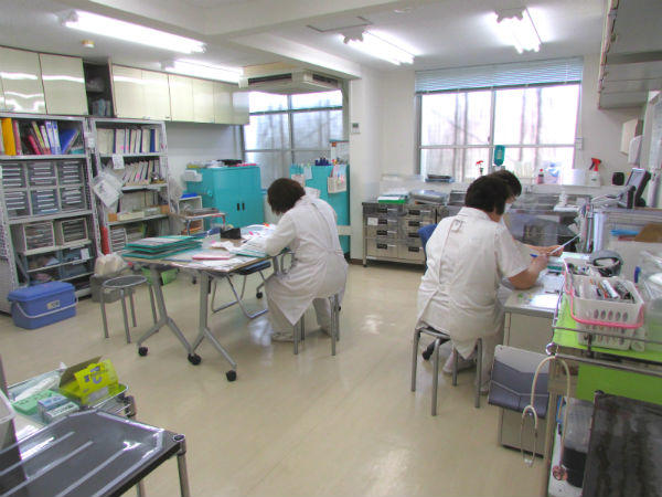 秋川病院(パート)の薬剤師求人サブ写真1