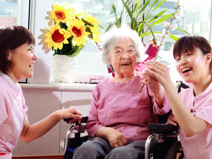 長崎リハビリテーション病院（常勤）の介護福祉士求人メイン写真1