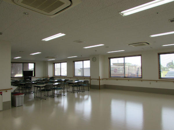 特別養護老人ホーム ひかり(常勤)の介護職求人サブ写真2