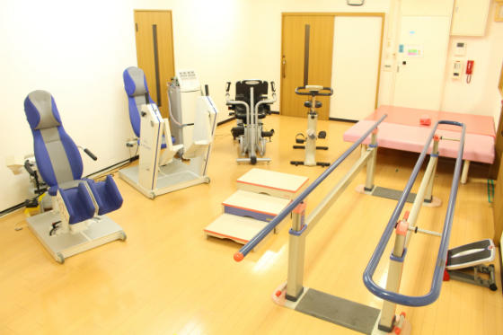 ニックスデイサービスセンター西(機能訓練指導員/常勤)の柔道整復師求人の写真