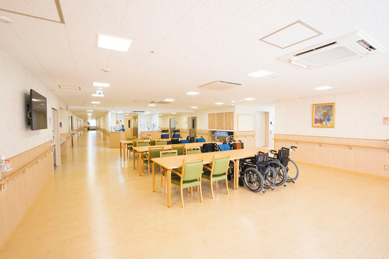 リハビリテーションエーデルワイス病院(常勤)の介護職求人サブ写真1