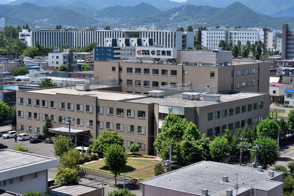 医療法人社団心優会　中江病院（常勤）の介護福祉士求人メイン写真1