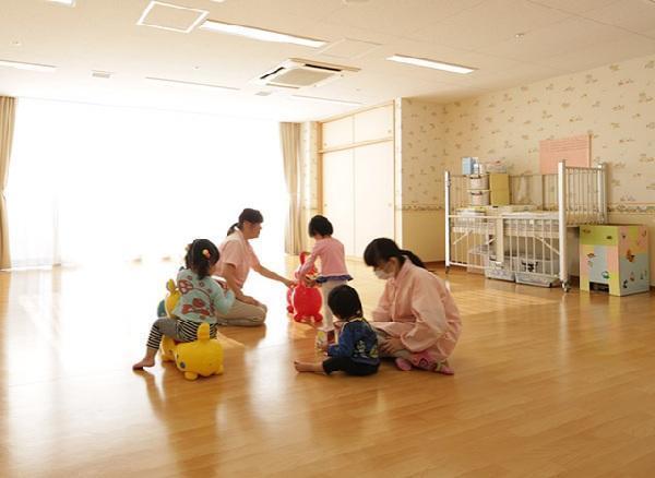  医療法人徳洲会 名古屋徳洲会総合病院（常勤）の保育士求人メイン写真2