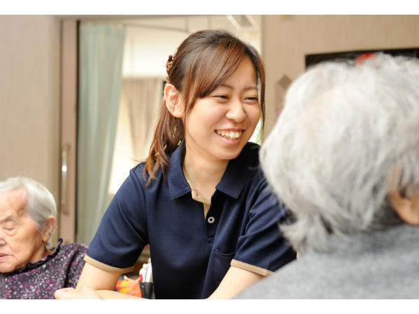 介護老人保健施設　聖十字ハイツ（常勤）の准看護師求人メイン写真2