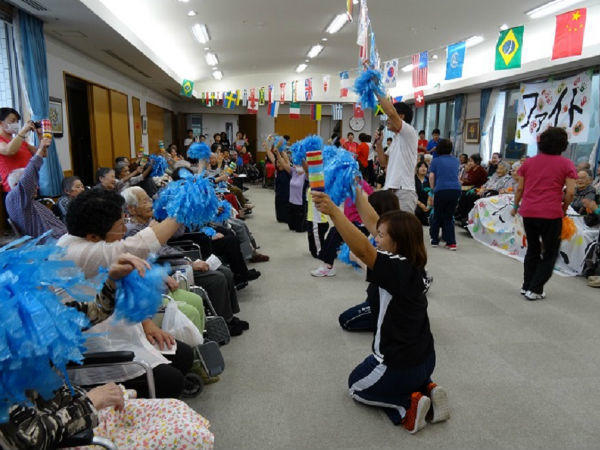 特別養護老人ホームみぎわ園（嘱託職員/常勤）の介護職求人メイン写真3