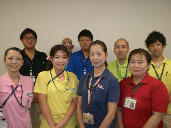 横浜いずみ介護老人保健施設（常勤）の介護福祉士求人メイン写真1