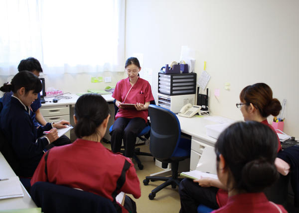 介護老人保健施設 エスポワール松戸（支援相談員/常勤）の社会福祉士求人メイン写真3