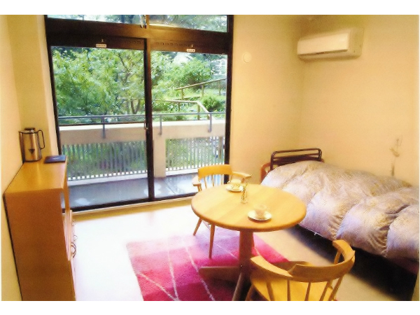 介護付有料老人ホーム ホームケアー生駒（常勤）の介護職求人の写真