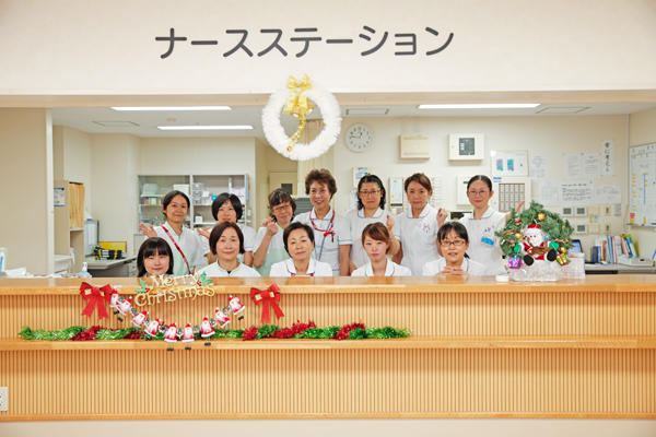 医療法人社団美誠会 荒川病院（常勤）の准看護師求人メイン写真1
