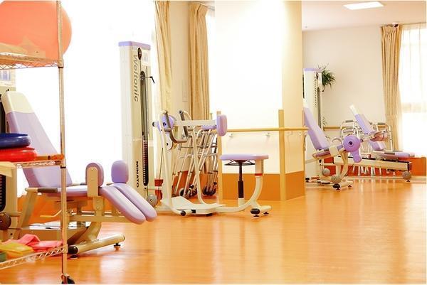 介護老人保健施設エスポワール練馬（常勤）の看護師求人メイン写真2