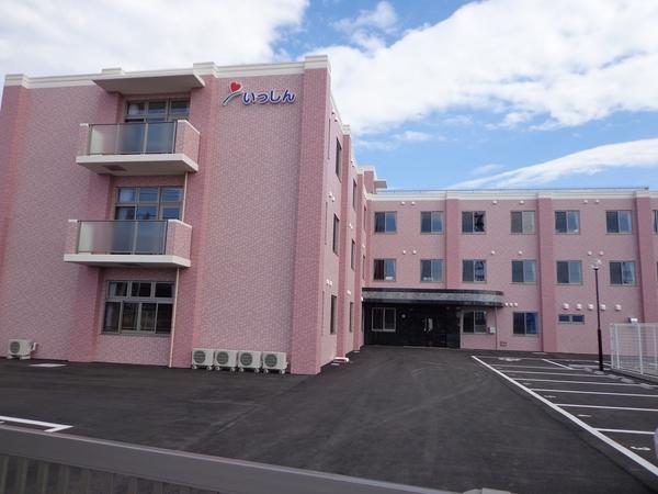 介護付有料老人ホームハートワン東石岡（契約社員）の介護職求人メイン写真4