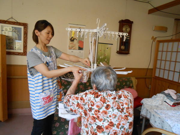 特別養護老人ホーム ひまわり（常勤）の介護福祉士求人メイン写真4