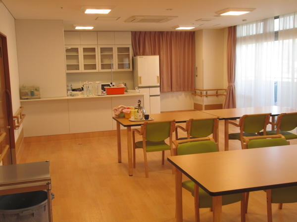 川島病院（常勤）の介護福祉士求人メイン写真3
