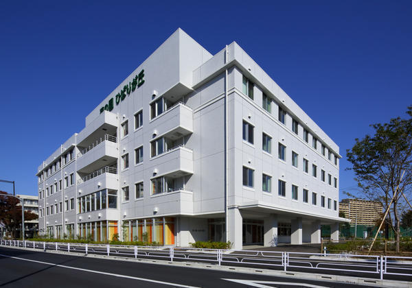 介護老人保健施設 葵の園・ひばりが丘（常勤）の介護職求人の写真