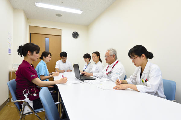 京都きづ川病院（常勤）の介護職求人メイン写真3
