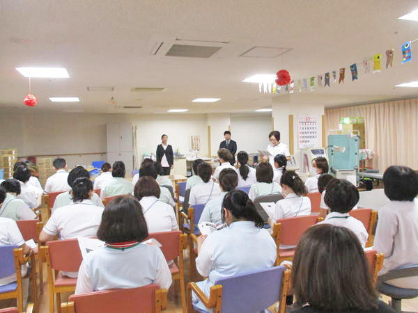 荒川病院（夜勤専従/パート）の看護師求人メイン写真3