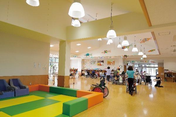 障害者支援センター ひかり（常勤）の支援員求人メイン写真2