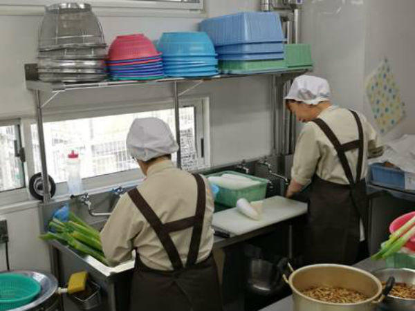 社会福祉法人白根学園　障害者支援施設　光の丘（常勤）の管理栄養士求人メイン写真4