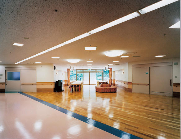 介護老人保健施設 そよかぜ（常勤）の介護職求人メイン写真2