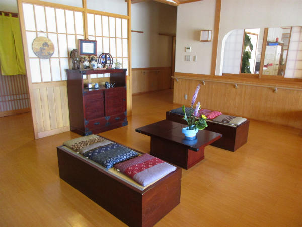 特別養護老人ホーム おばなざわ（常勤）の准看護師求人メイン写真2