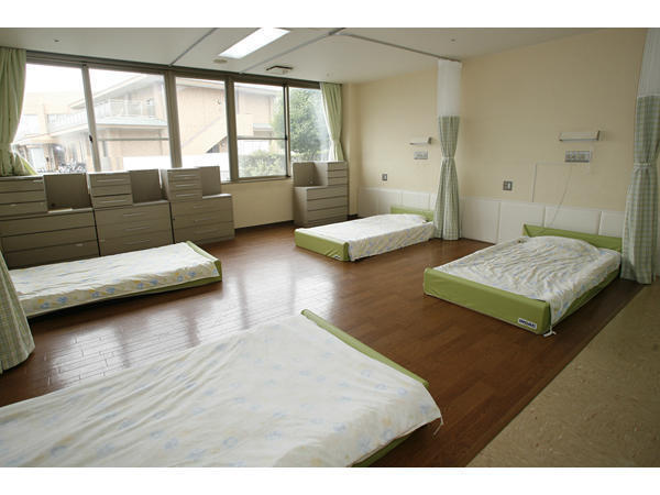 医療法人大田原厚生会 介護老人保健施設 椿寿荘（常勤）の介護福祉士求人メイン写真2