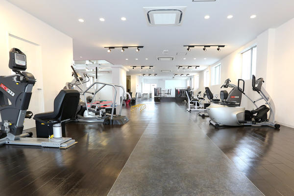 鈴木慶やすらぎクリニック（常勤）の理学療法士求人メイン写真2