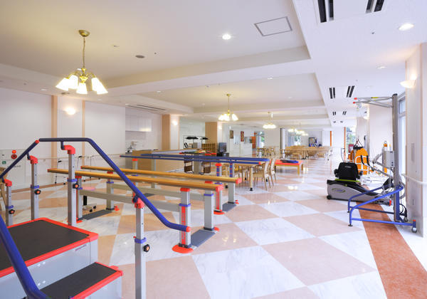 介護老人保健施設 葵の園・ひばりが丘（支援相談員/常勤）の社会福祉士求人メイン写真3