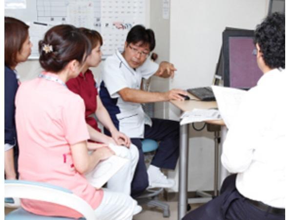 すずかけヘルスケアホスピタル(常勤)の言語聴覚士求人サブ写真1