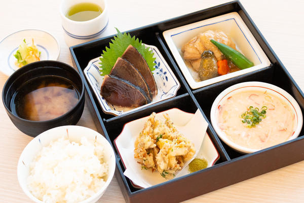 レストラン　ボン・ボヤージ（常勤）の調理師/調理員求人メイン写真4