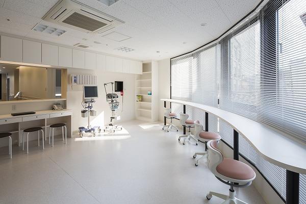 副都心病院（常勤）の介護職求人メイン写真4