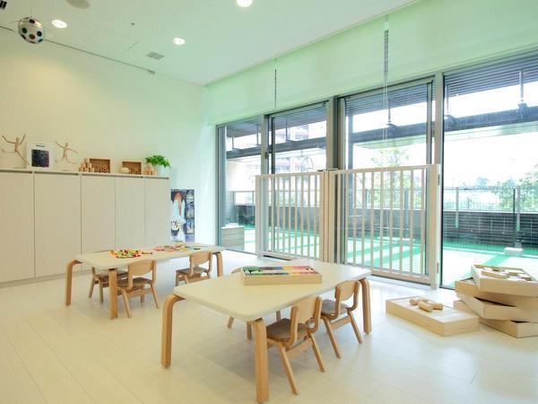 ポピンズナーサリースクールあざみ野(認可/常勤)の保育士求人サブ写真1