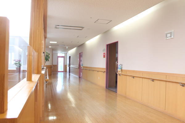 栗田病院（常勤・パート）の看護助手求人メイン写真3
