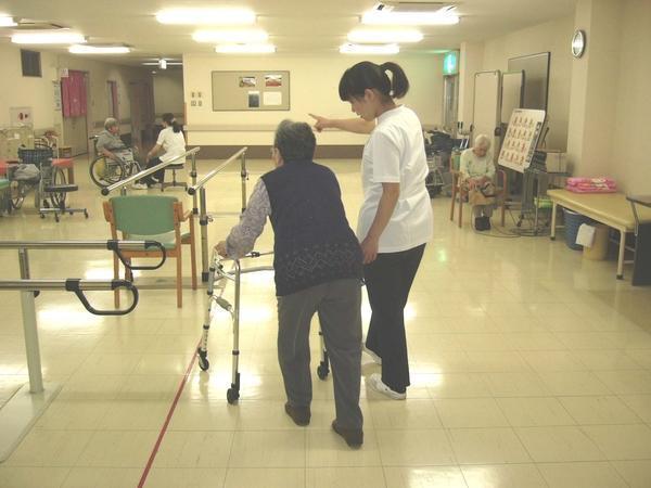 介護老人保健施設さくら野（常勤）の理学療法士求人メイン写真2