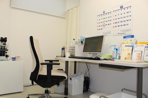 中野皮膚科クリニック（パート）の医療事務求人メイン写真4